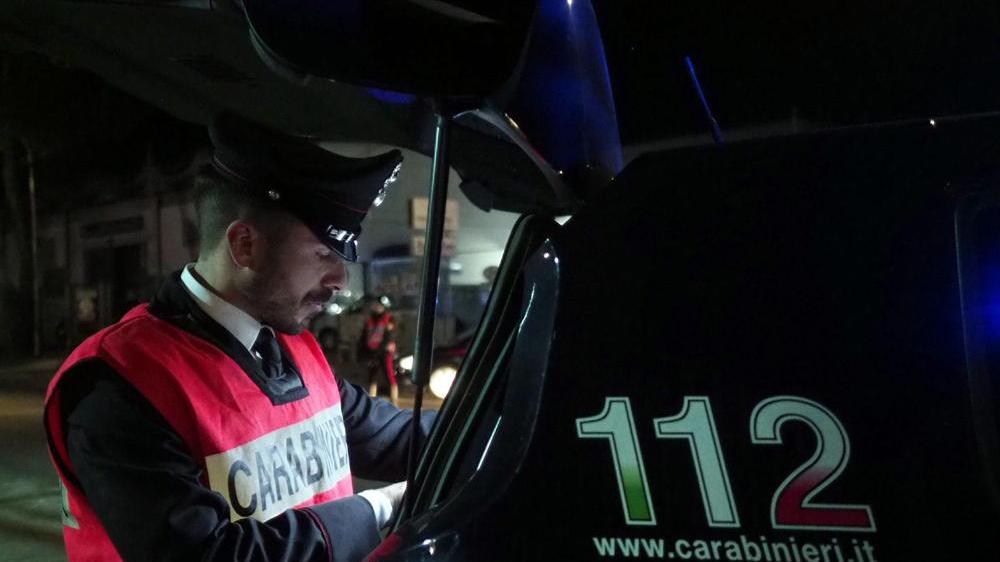 Trovato morto in casa dalla mamma