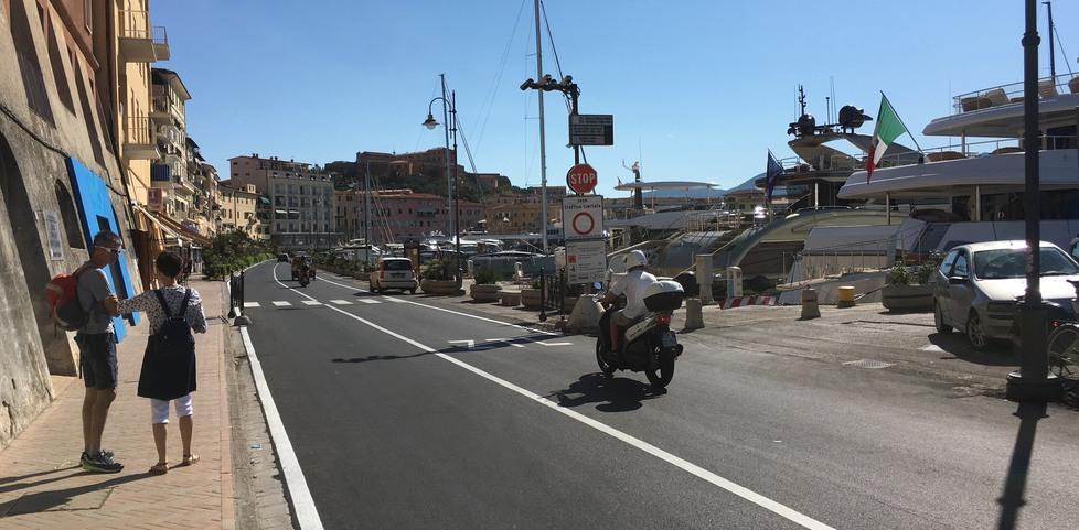 Da domani l’isola pedonale sulla Calata 