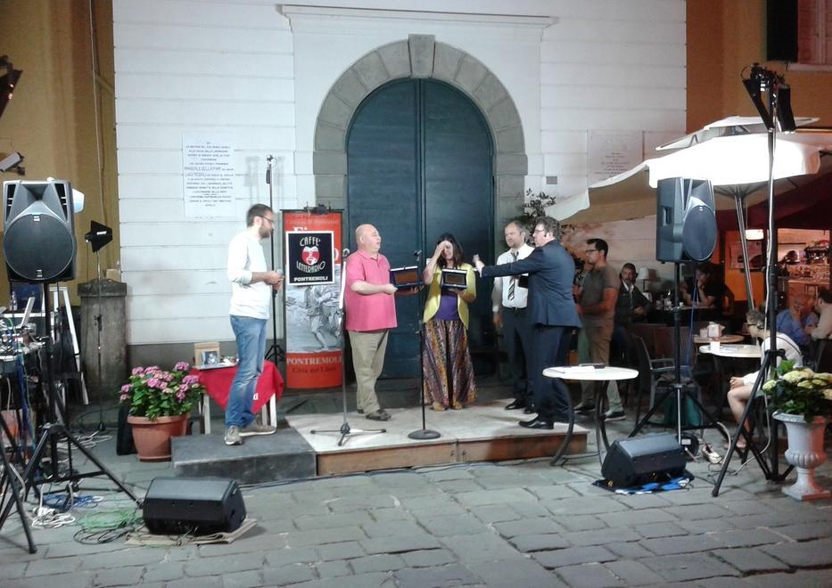 È un successo la narrativa raccontata per la strada