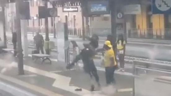 In stazione rissa a 3 con un pestaggio