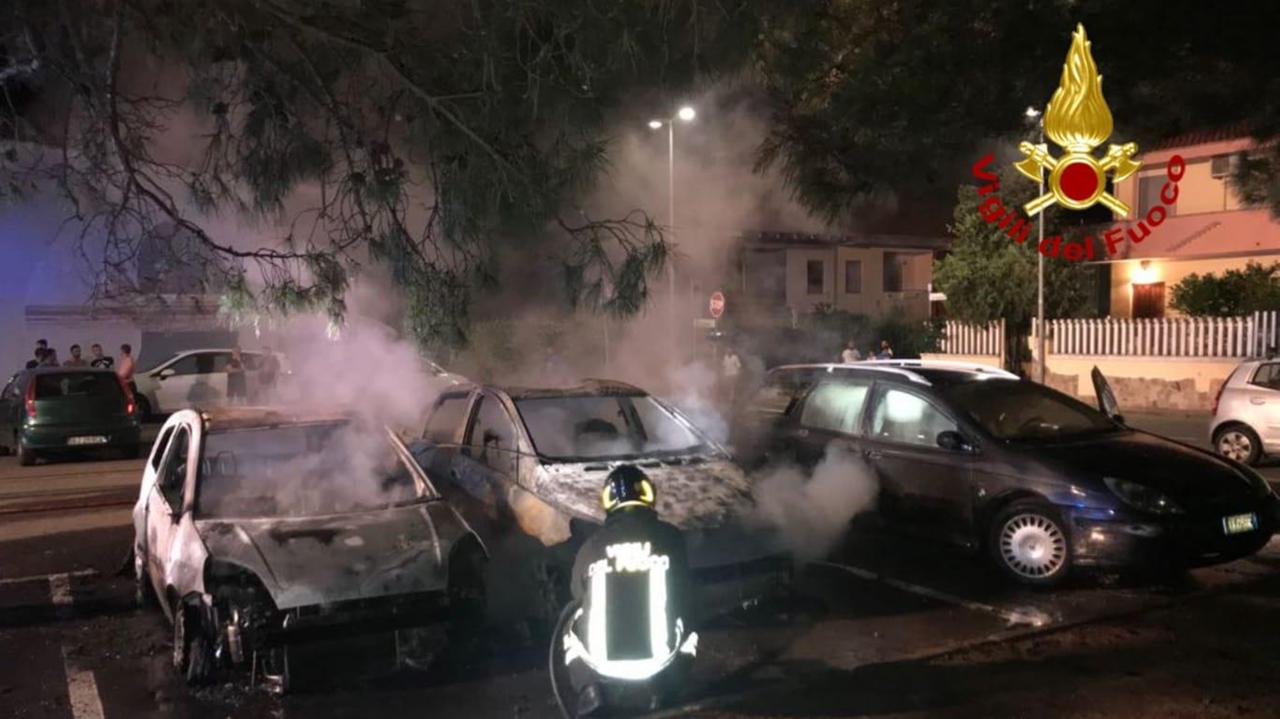 Incendio a Settimo San Pietro: distrutte tre auto
