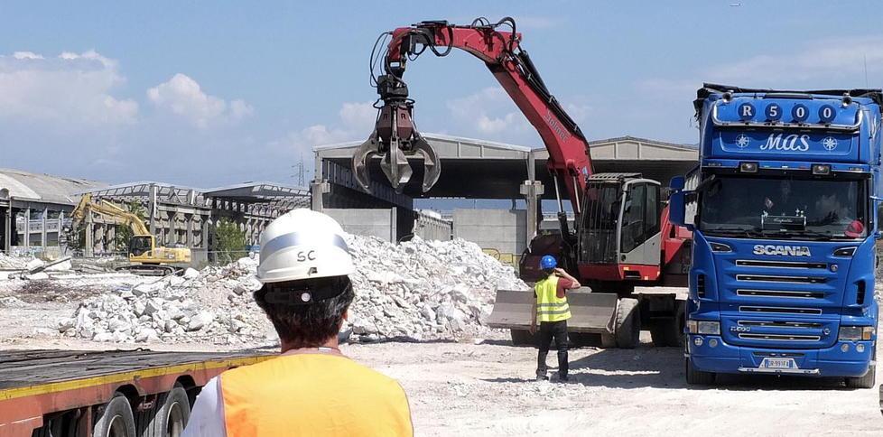 Centro commerciale selezioni per 260 addetti 