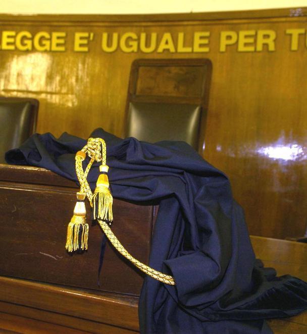 Urlò Allah akbar, serve una perizia 