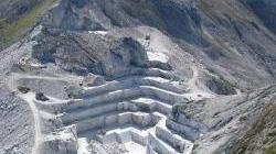 «Norme violate alle cave Il futuro sindaco agisca»
