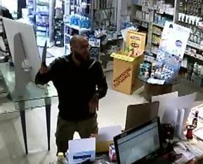 Il rapinatore in azione