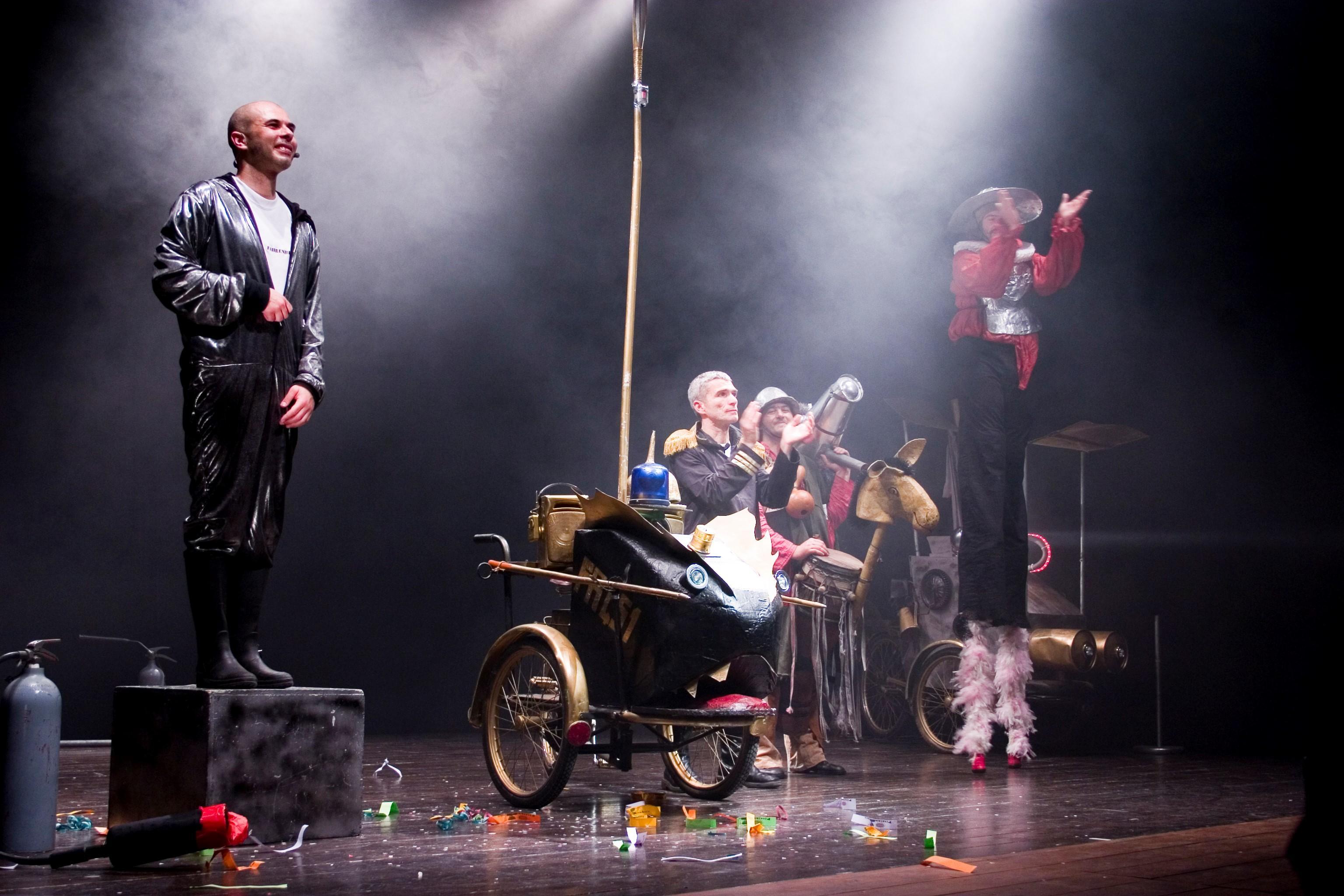 "Il paese dei quadrati magici" alla Vetreria di Pirri