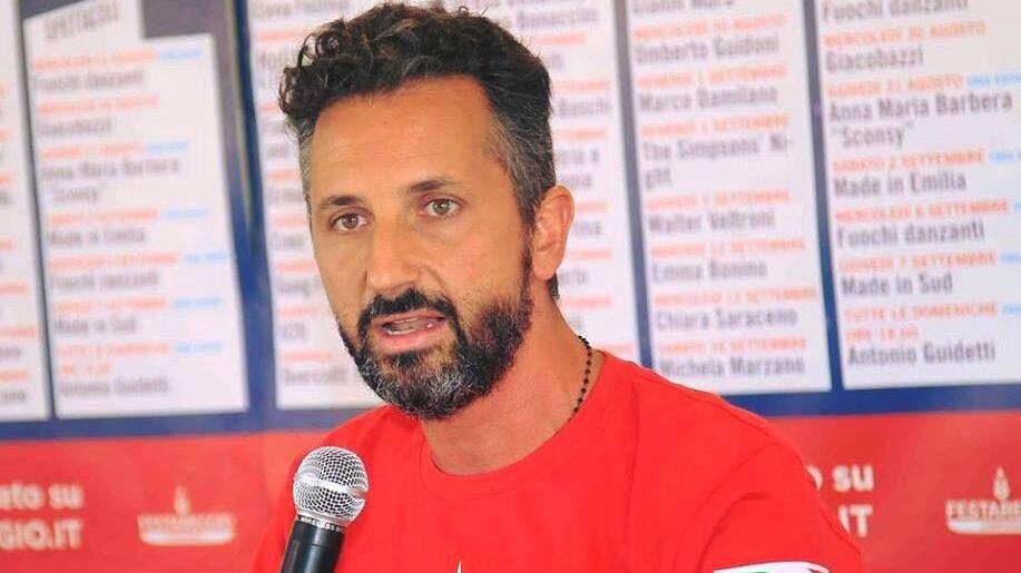 Costa (Pd) il segretario muto