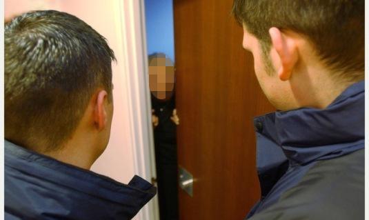 Anziani truffati, via oro e contanti 