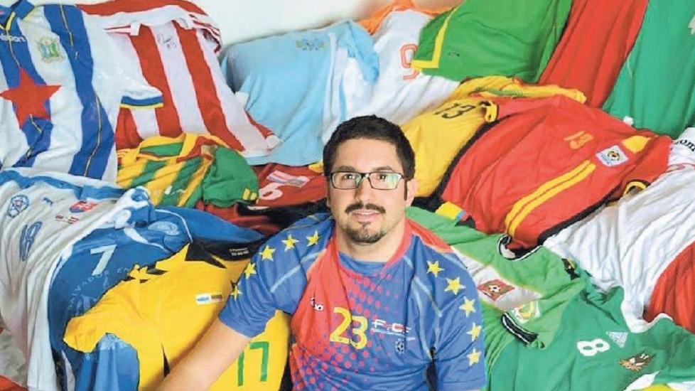 Domani si presenta la mostra “Tutte le maglie del mondo”