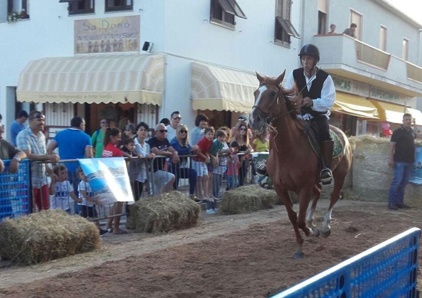 L’Orchestra spensierata in trenino sulle pendici del Montalbo