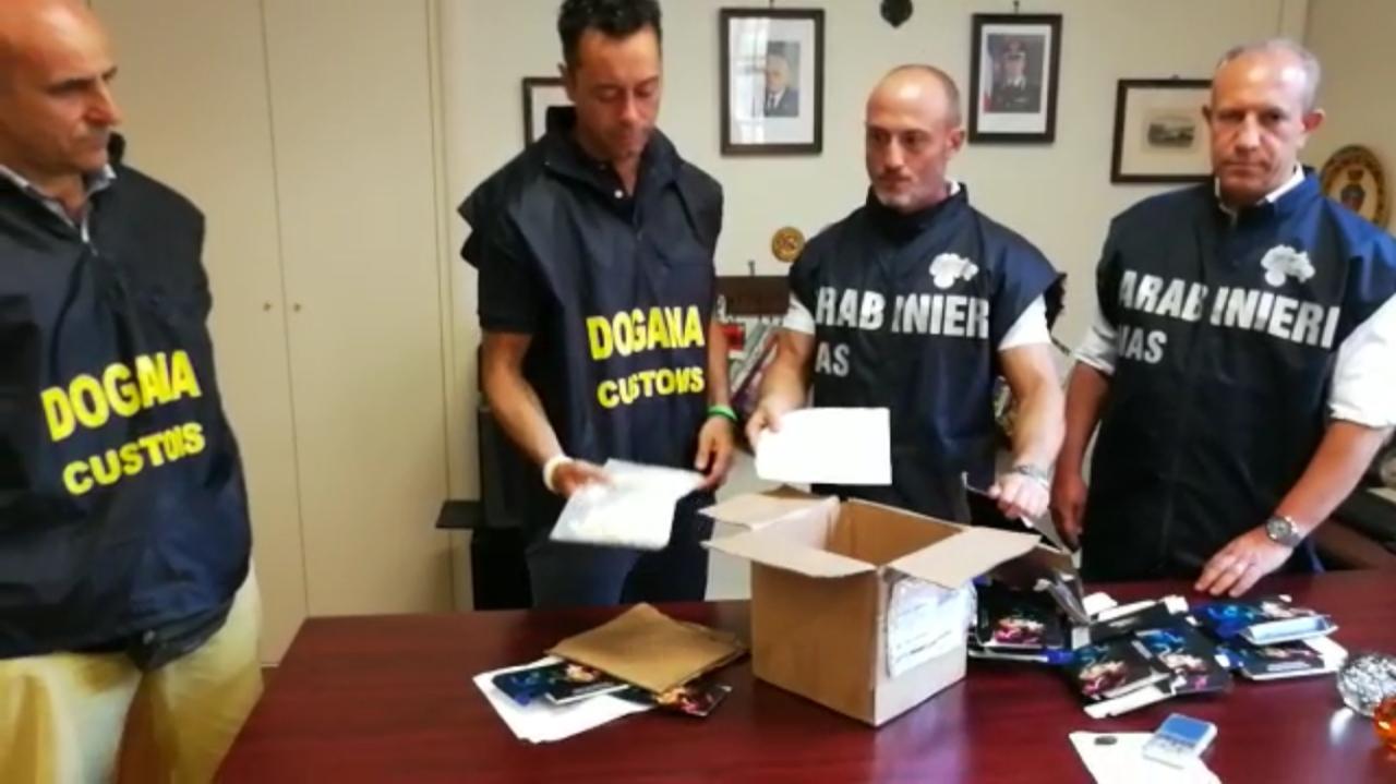 Reggio Emilia, si spediva via posta la droga da Santo Domingo: un arresto