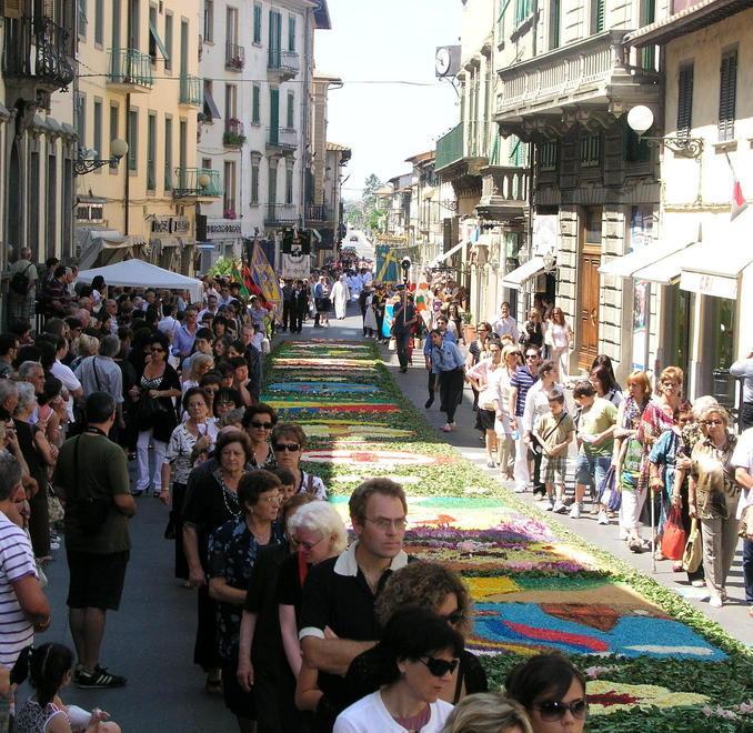 L’infiorata all’esame di spagnolo 