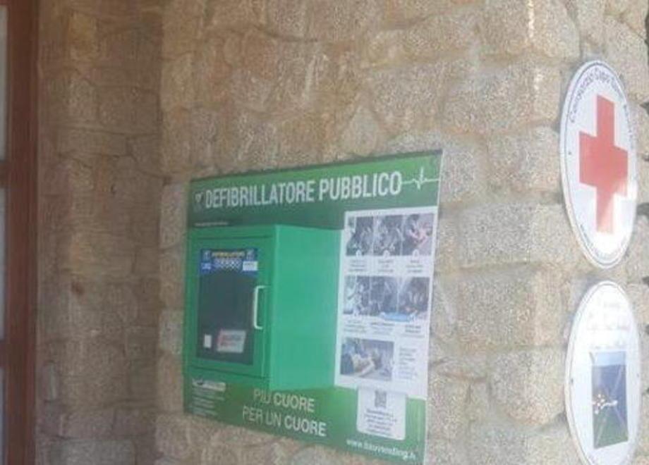 Defibrillatori in dono da Ancos 