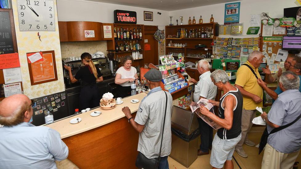 Al Biancorosso un punto di incontro per tutto il quartiere