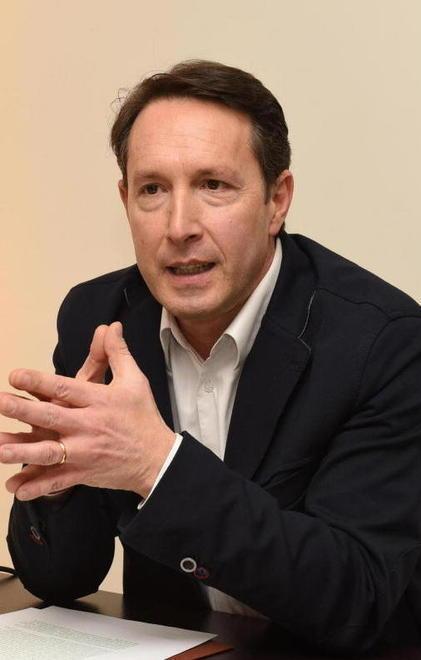 Scritte anti-Santini: «Inaccettabile» 
