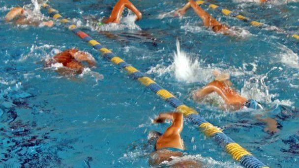 Riapre a Marina la piscina comunale ecco gli orari