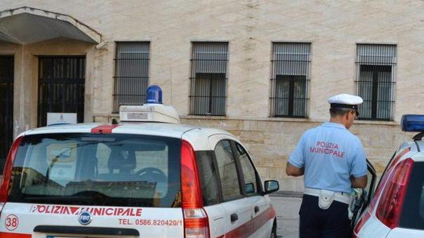 Evade prima del processo, trovato a casa della compagna