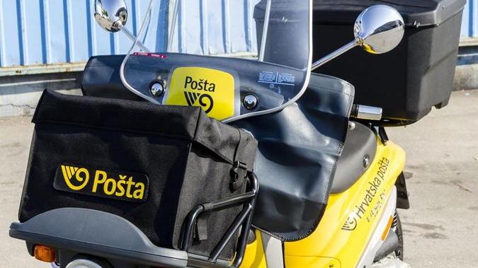Piaggio fornisce 250 Liberty per i postini croati