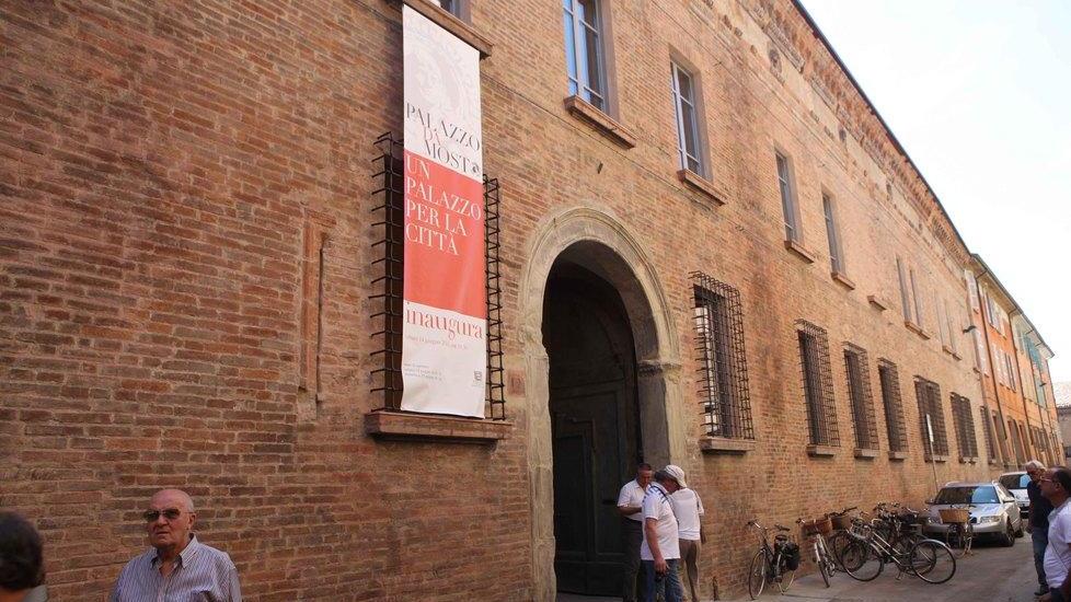 Poesia a Reggio Emilia: «Nel verso, rivoluzione e futuro»