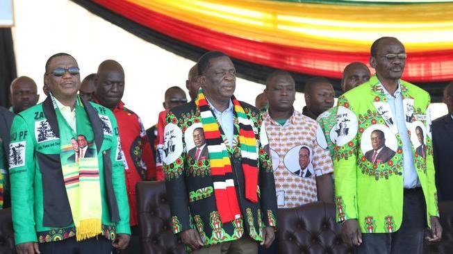 Il presidente dello Zimbawe scampa ad un attentato 