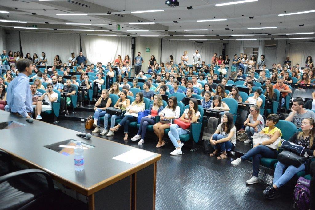 Studenti alle prove di ammissione all'università di Sassari (foto Mauro Chessa)