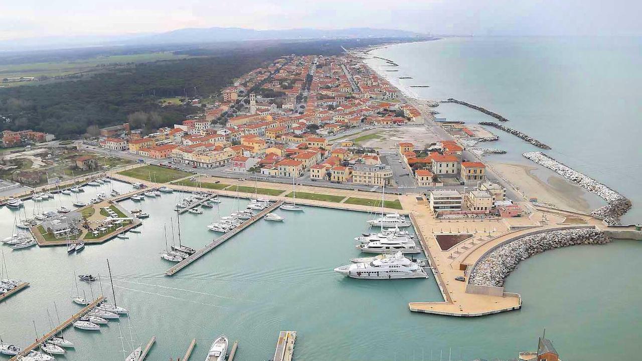 Una veduta di Marina di Pisa