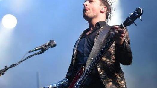 Con i Queens of the Stone Age torna il rock