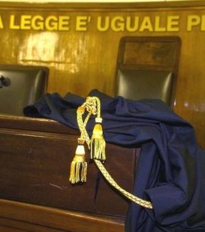 Condannata per furto 