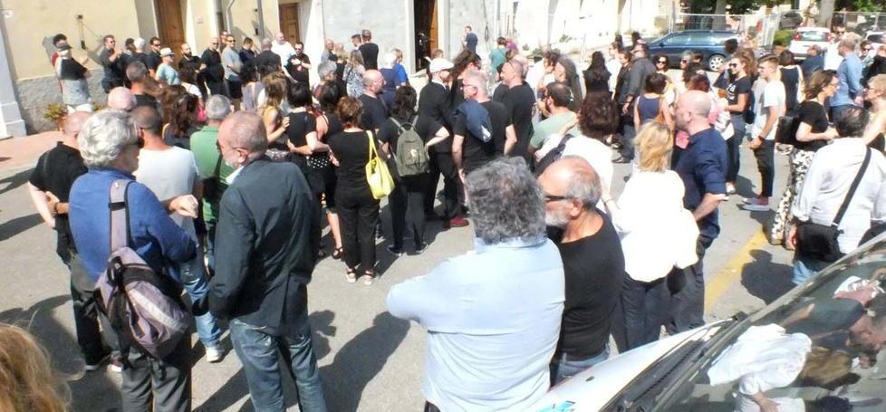 In tanti alla Misericordia per l’ultimo saluto a Toni Soddu