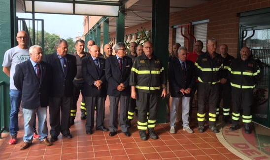 I vigili del fuoco omaggiano la memoria di Carnicelli