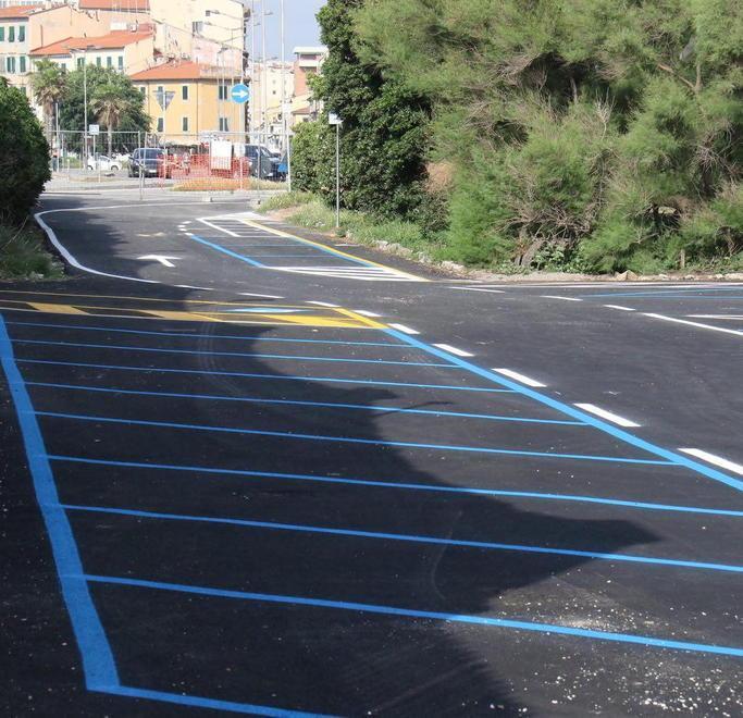 Per lungomare e controviale tutto ancora tace
