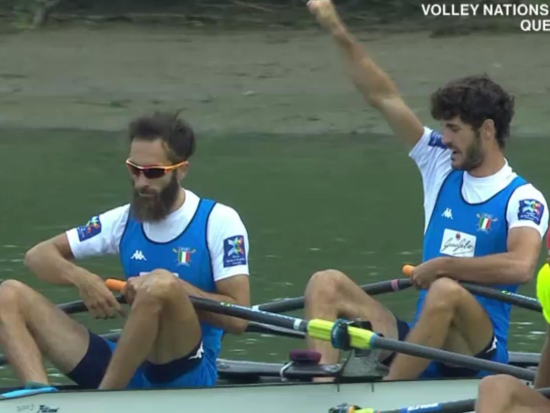 Stefano Oppo esulta subito dopo l'arrivo vittorioso di Linz