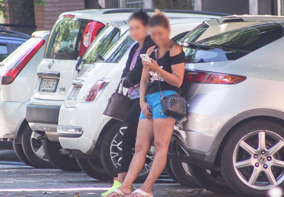 Modena, tempio, prostitute anche alla mattina 