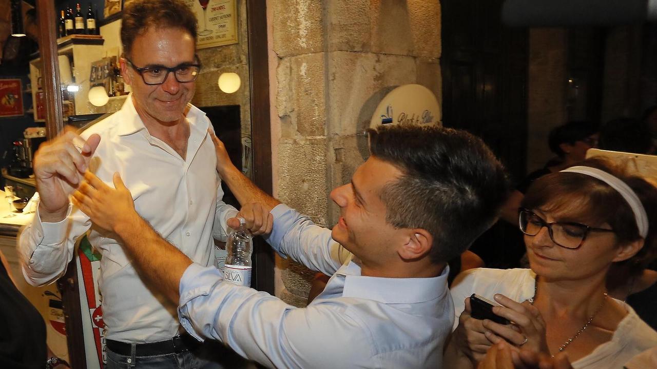 La festa per la vittoria di Conti