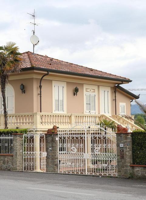 La Finanza confisca un milione di beni alla famiglia rom 