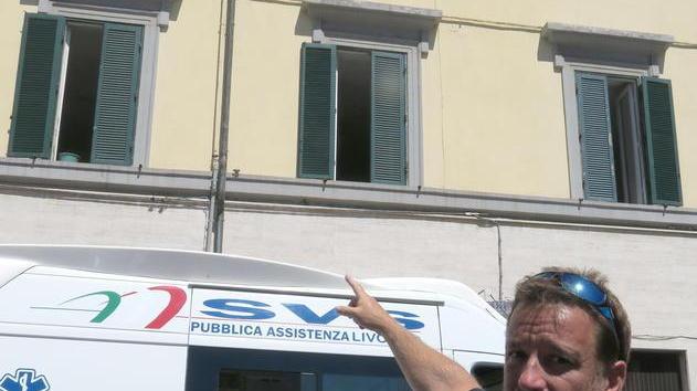 Tragedia sugli scali, il testimone: «Passavo l’ho vista cadere: è stato uno choc»