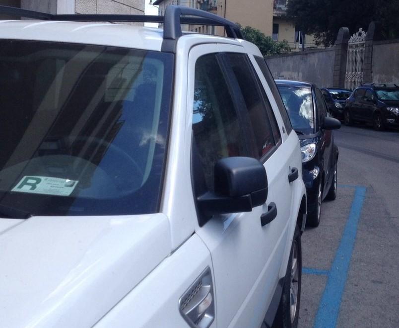 Parcheggi a pagamento, la caccia al posto è tra chi ha la lettera 
