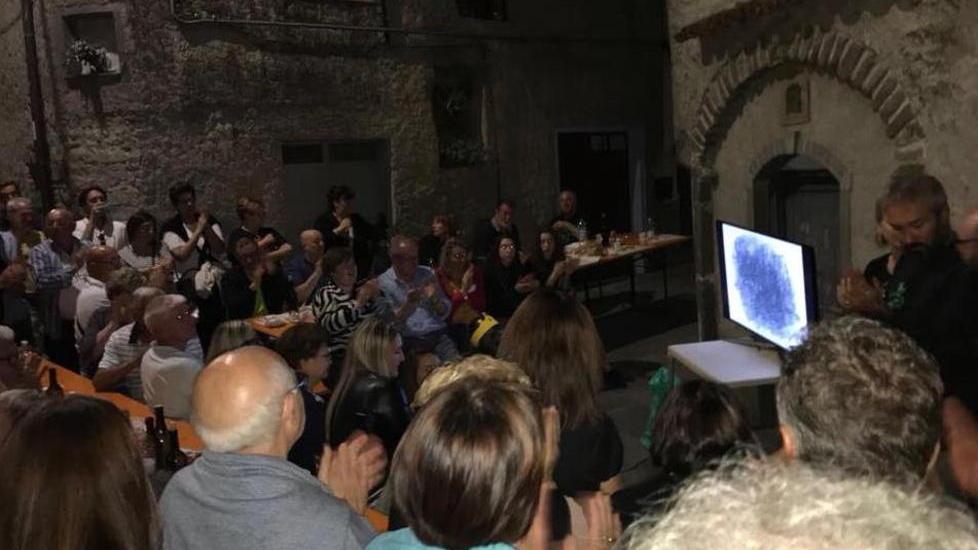 Tutti in piazza per ricordare Mancinone e la sua allegria