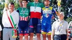 Affini, passo da campione