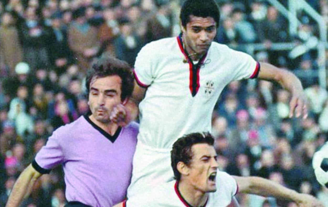 La carica dei cento stranieri in maglia rossoblù 