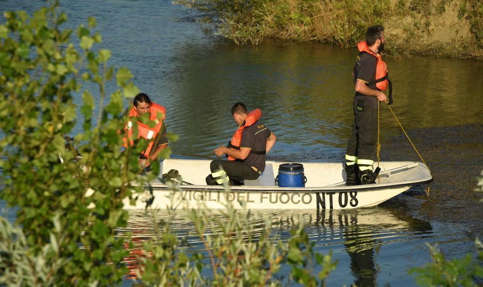 Morte nel lago, proseguono le indagini