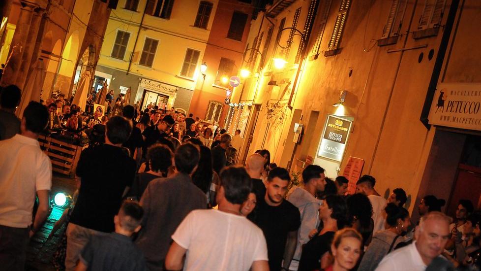 Sì ai bus navetta tra il centro e i parcheggi scambiatori