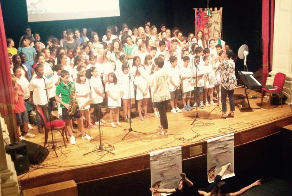 Convegno al teatro e cena sul lungarno