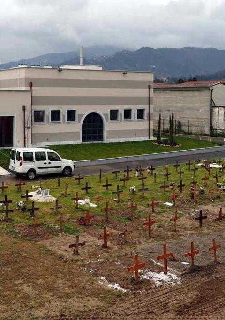 «Controlli più precisi sul forno crematorio» 
