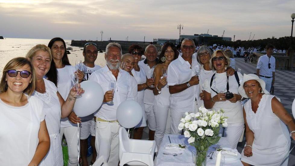 Cena in Bianco, la festa è sotto le stelle