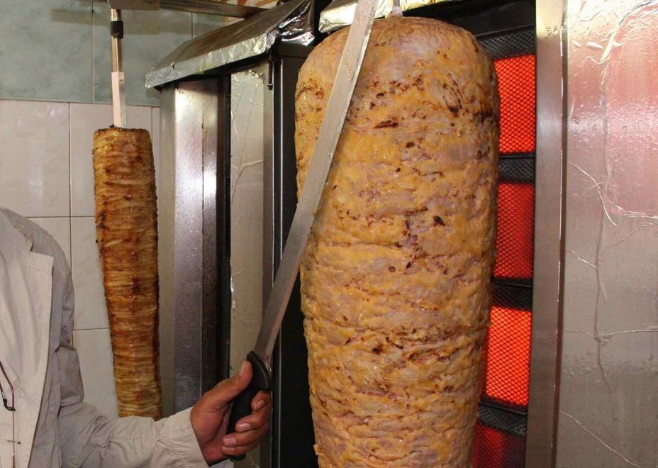 Sequestrata una tonnellata di kebab 