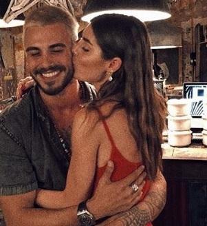 Il bacio di Bianca Atzei 