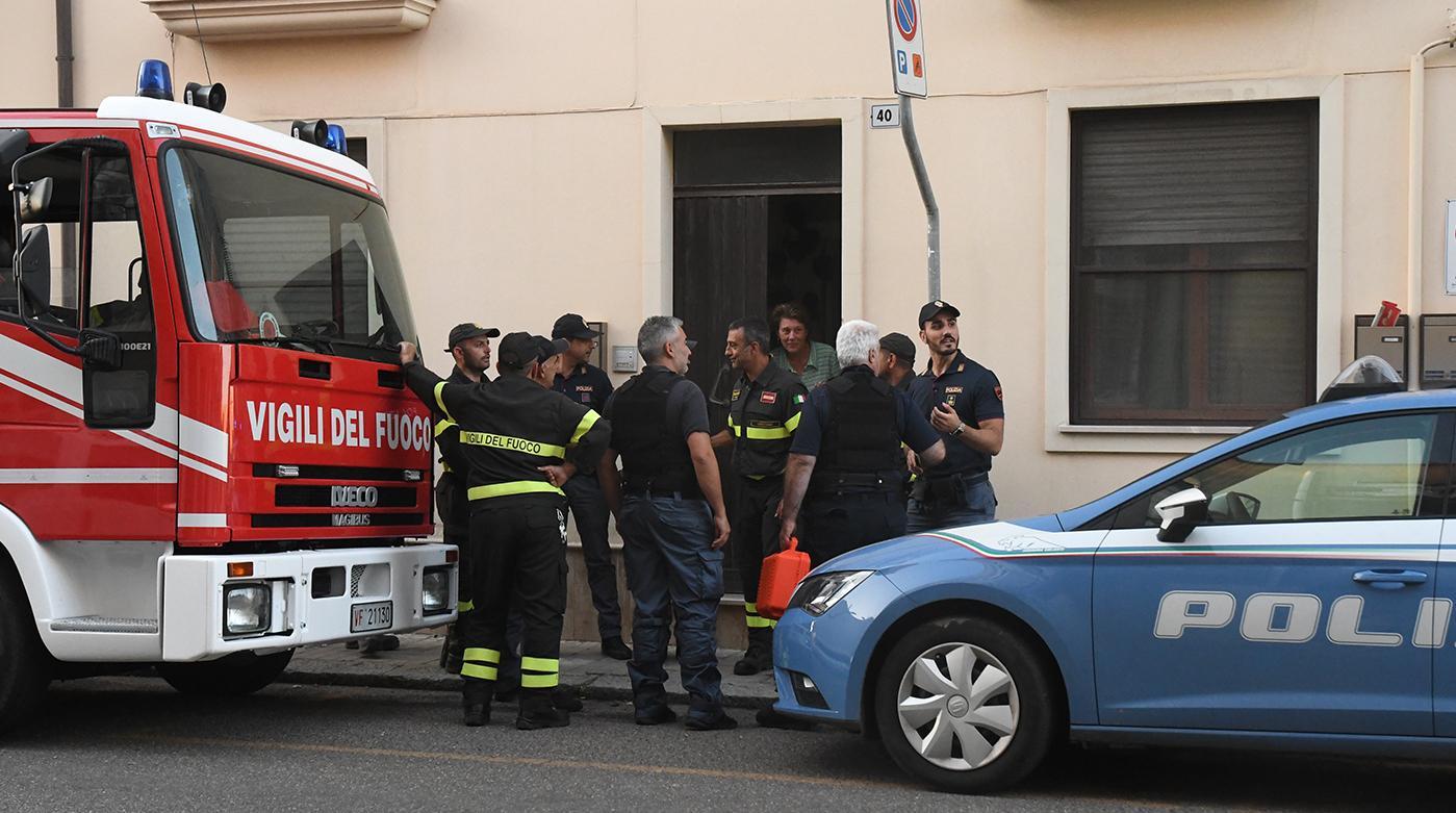 Bomba in un garage in via Lazio 