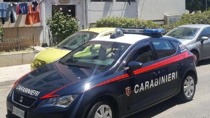 Ubriaco aggredisce il vicino e poi i carabinieri, arrestato