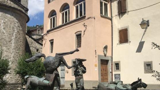 Fiumalbo. Aggredito da tre cani, arriva il padrone che lo picchia e rapina